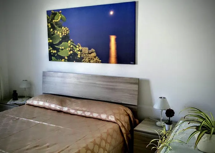 Delfis Ii Bed & Breakfast